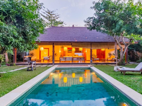 Kolam renang Bali
