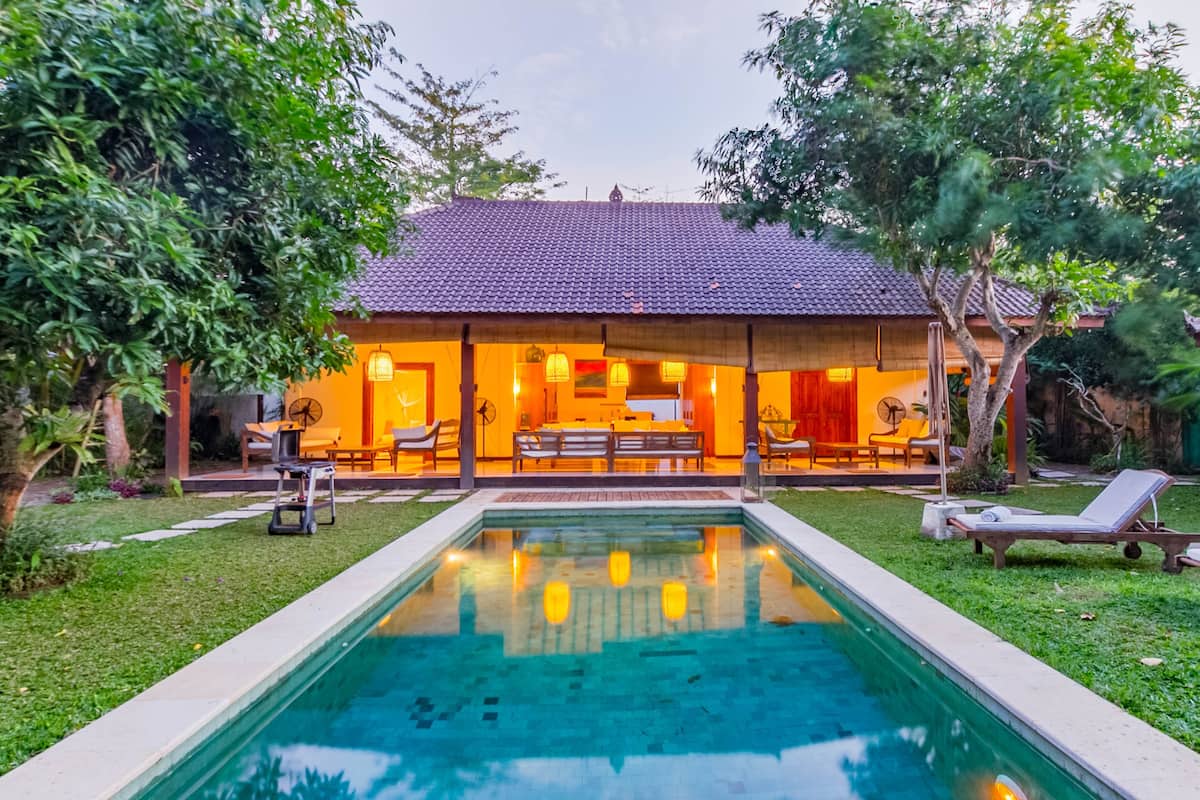 Kolam renang Bali