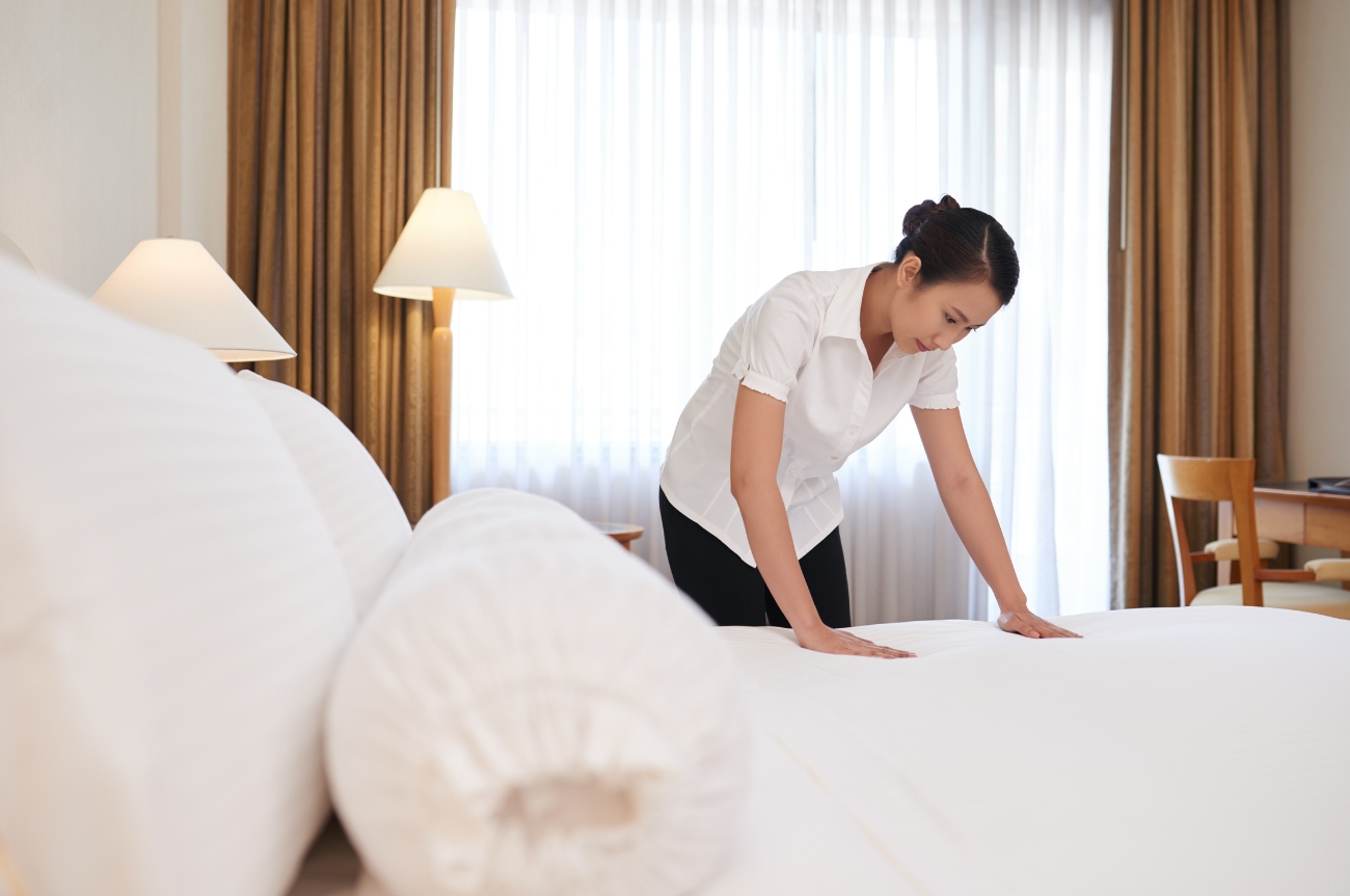 housekeeping lama